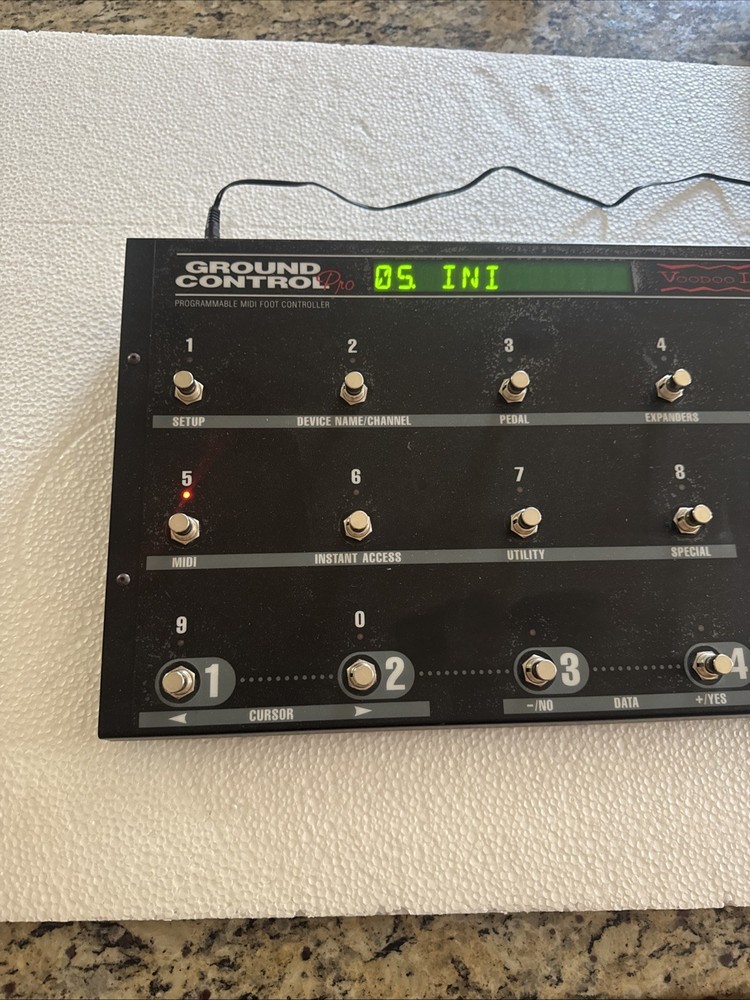 Voodoo Lab Ground Control Pro Guitar Rig MIDI Switching System