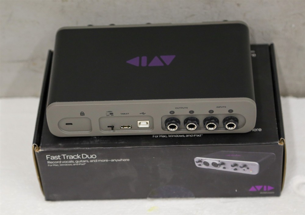 AVID Fast Track Solo to USB Audio Interface (S21)