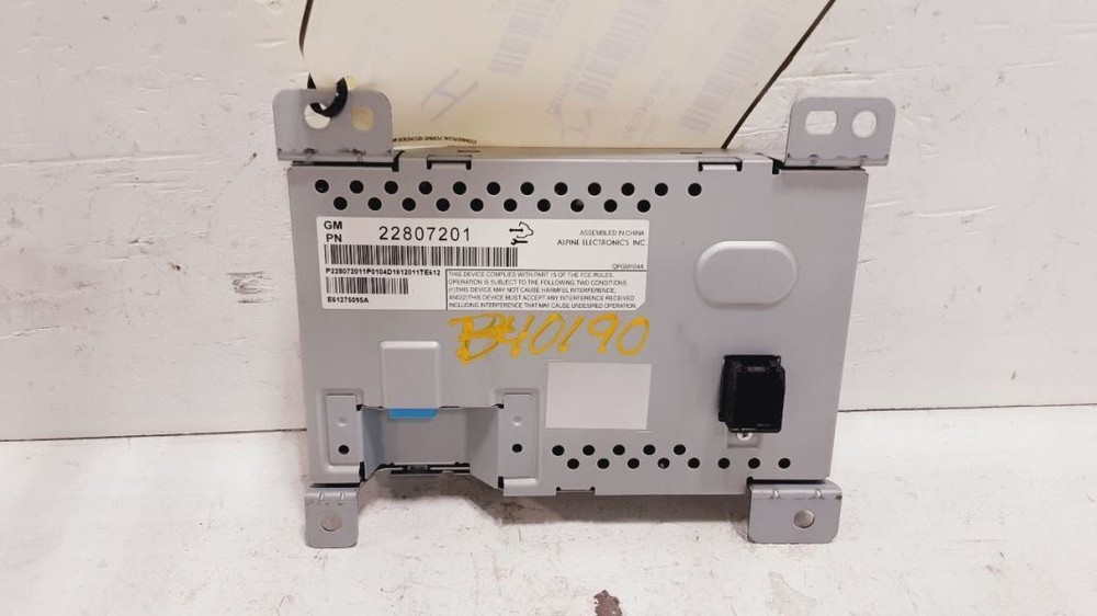 2012-2017 Chevy Equinox Lower Dash Mounted 7" Display Screen ID 22807201