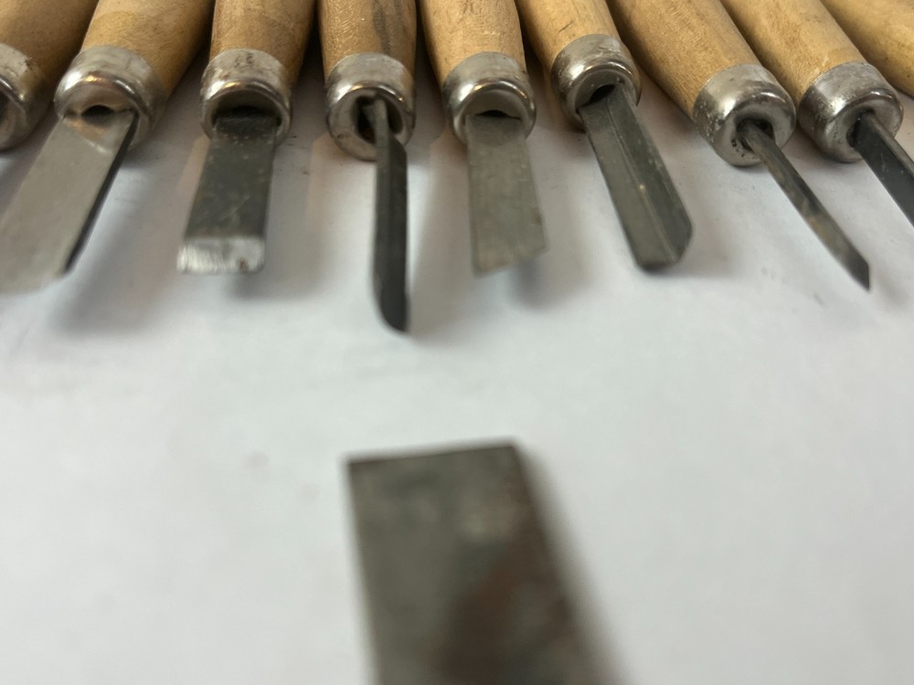 20 Wood Carving Hand Chisel Tool Set Professional Woodworking Gouges Buck Bros