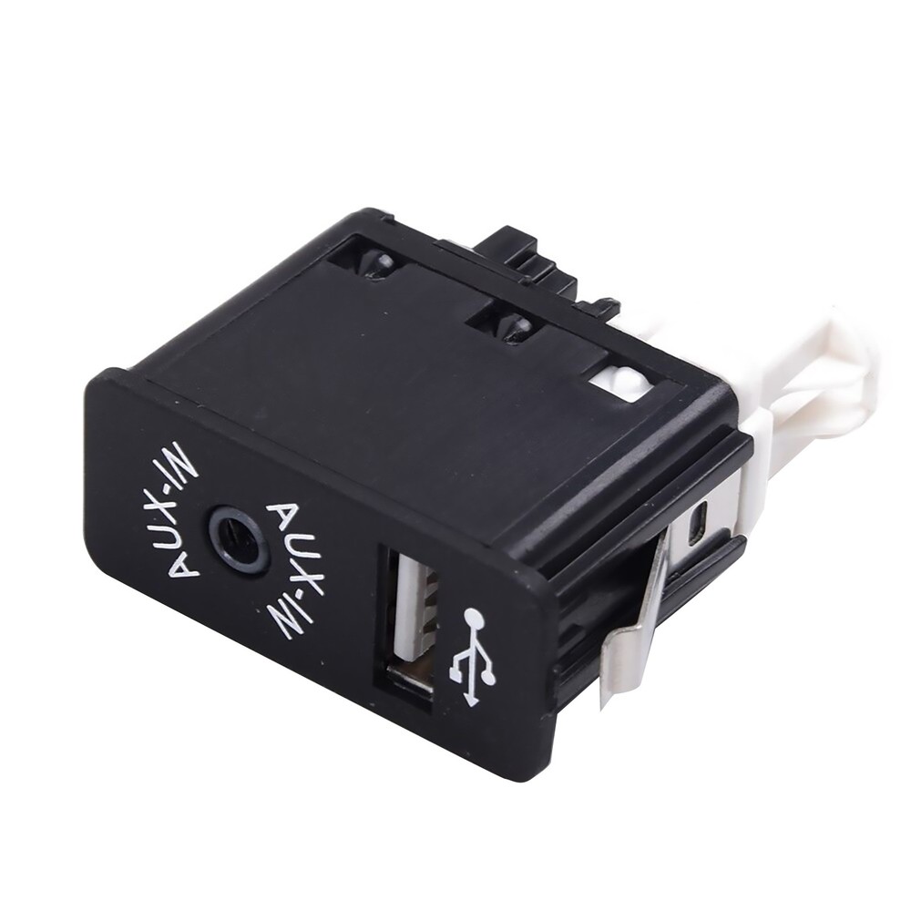 USB AUX Input Socket Port Plug For BMW E81 E82 E84 E87 E88 E89 E90 E91 E92 E93
