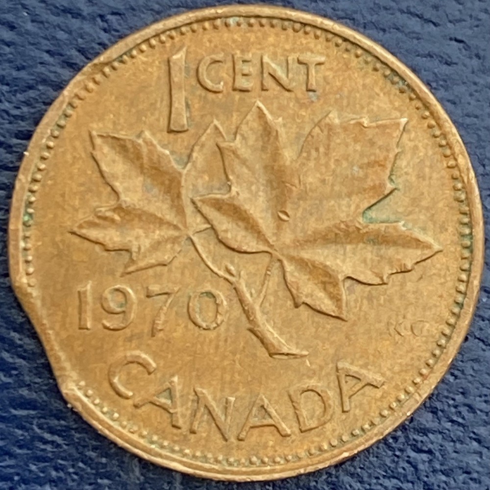 Canada 🇨🇦 Small 1 Cent 1970 MINT ERROR - CLIPPED PLANCHET
