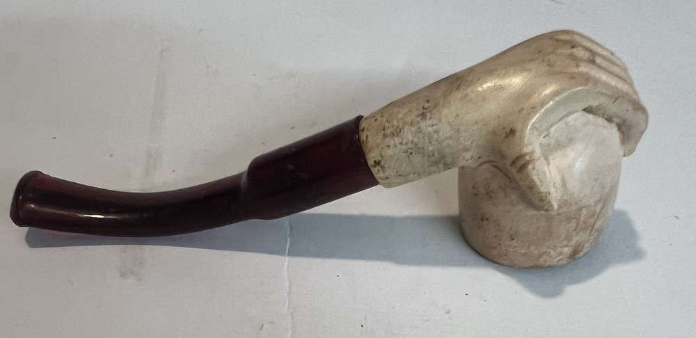 Meerschaum Pipe With Hand Holding Bowl
