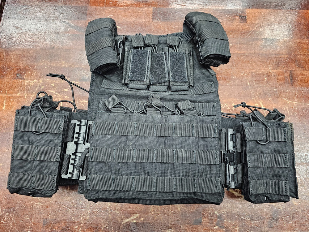 Defense Armor Technologies level 3 plates w/Carrier