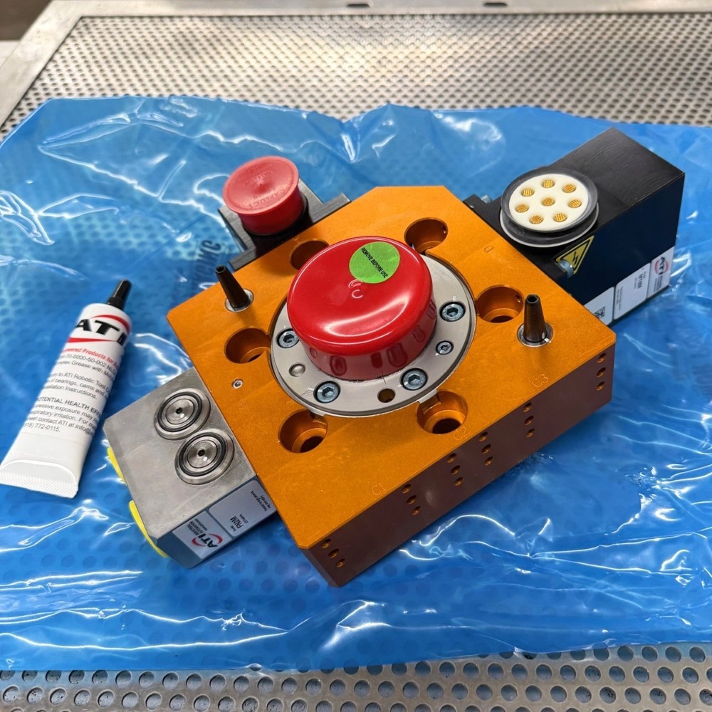 ATI QC046AM Master Tool Changer Assembly with R19, FN2 & MT8 Modules