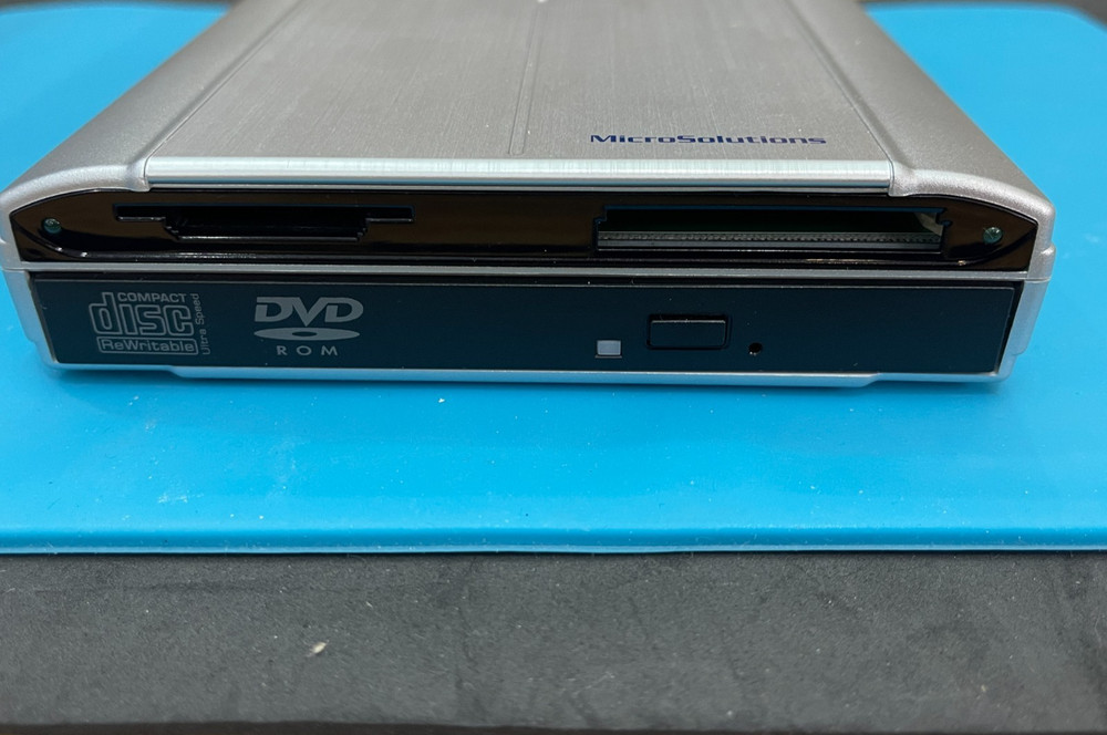 VINTAGE MICROSOLUTIONS ROADSTOR 401010 DVD CDR USB CARD READER **PLS READ