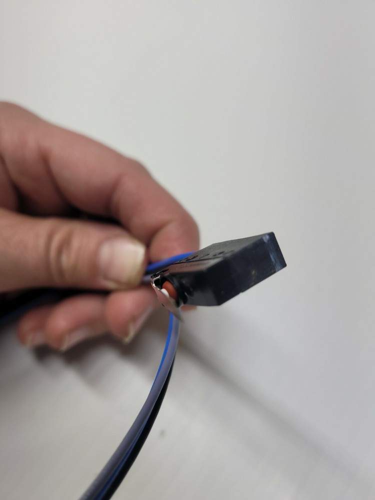 DC1C-C3RC MICROSWITCH ROLLER LEVER 6A