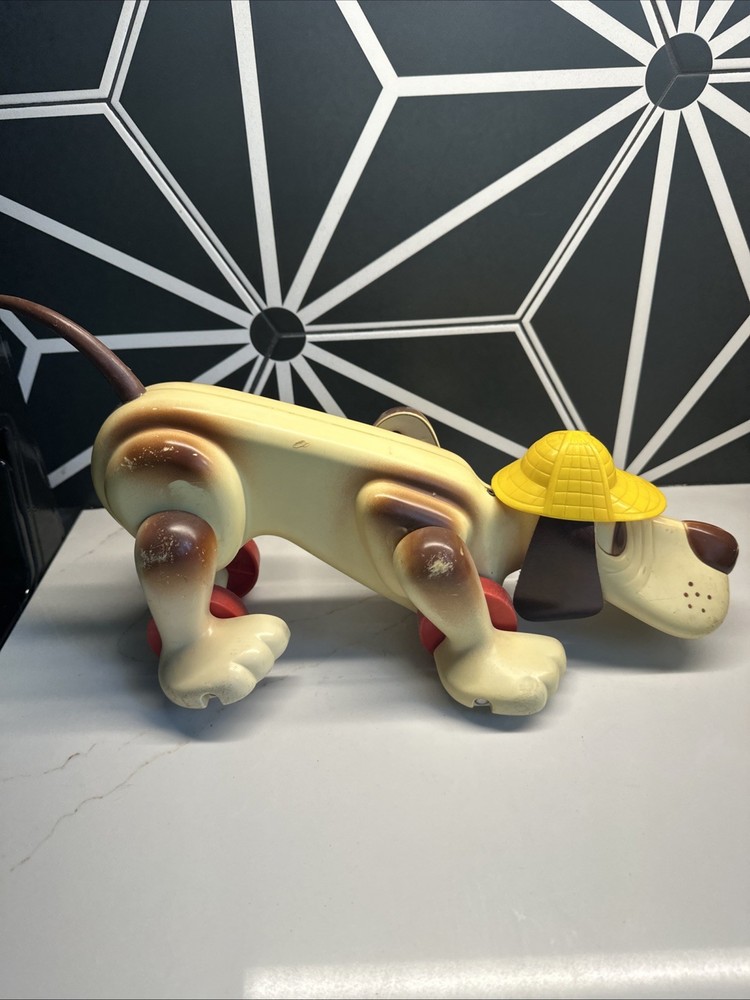 Vintage Hasbro Romper Room Digger the Hound Dog Pull String Toy