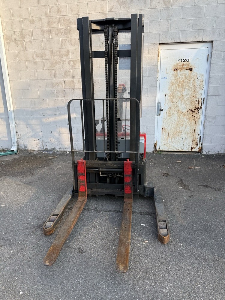 raymond electric pallet jack