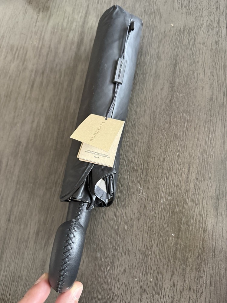 Burberry Umbrella New W/ Tag
