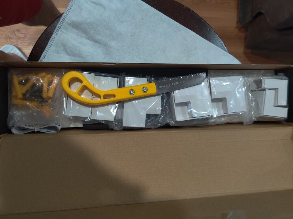 Eveo Cable Concealer Cable Management Kit