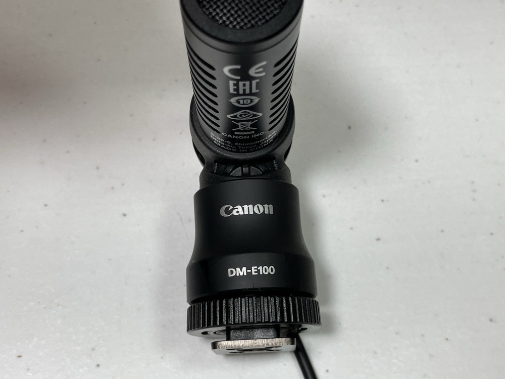 Canon DM-E100 Shoe Mounted Directional Sterio Microphone