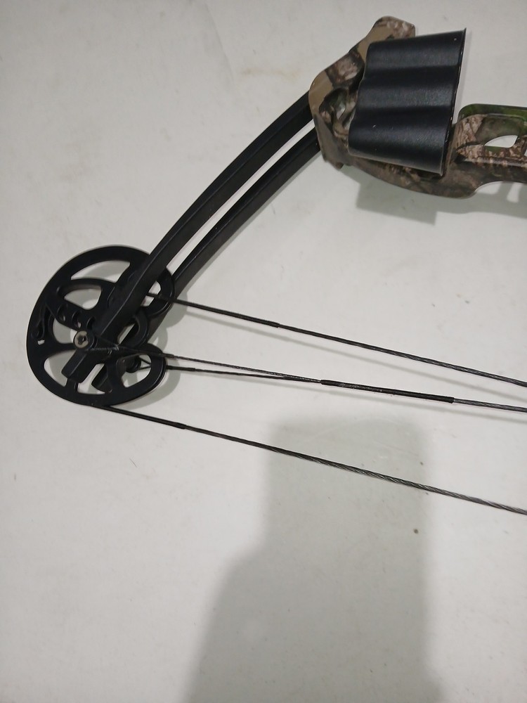 Barnett Vortex Youth Archery Compound Bow Great Condition