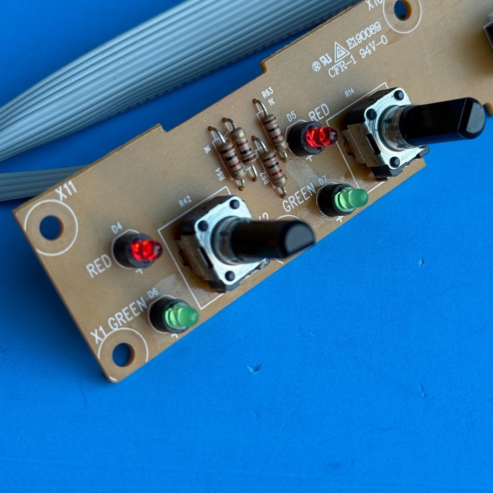 M-AUDIO KeyStudio 49i MIDI Keyboard OEM Part: Control Knob Encoder PCB Board