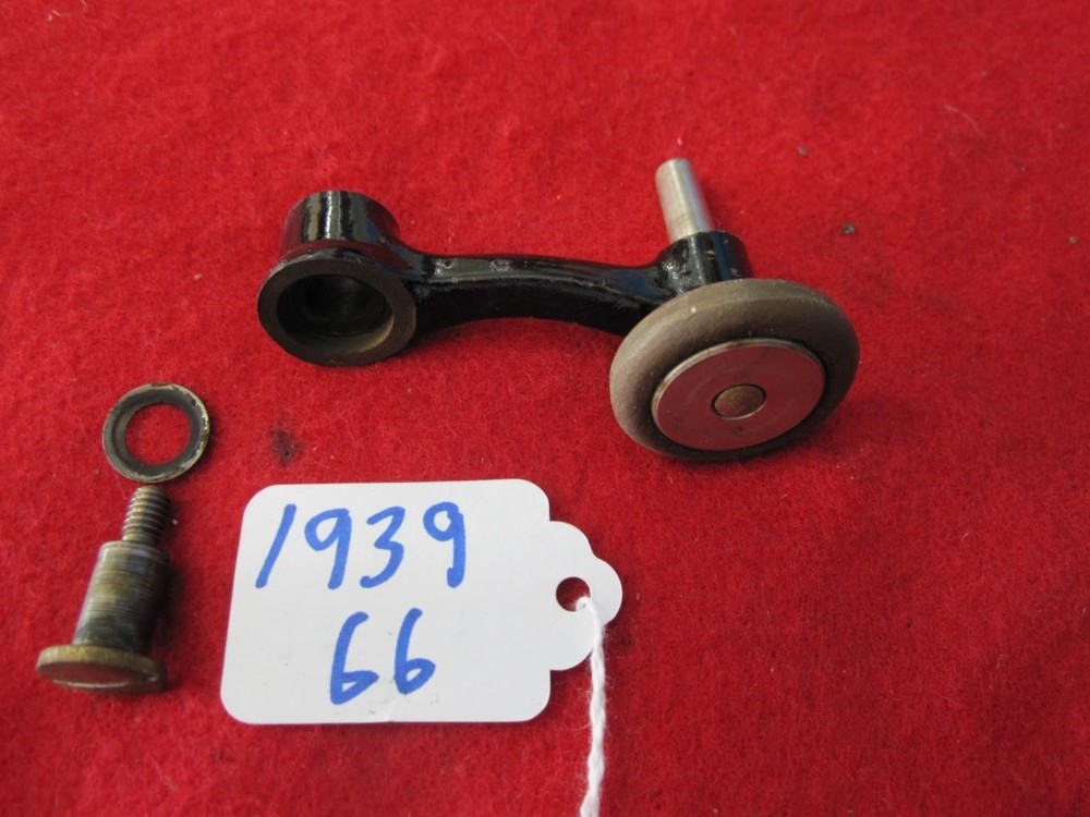 1939 SINGER SEWING MACHINE BOBBIN WINDER  FOR  MODEL 66