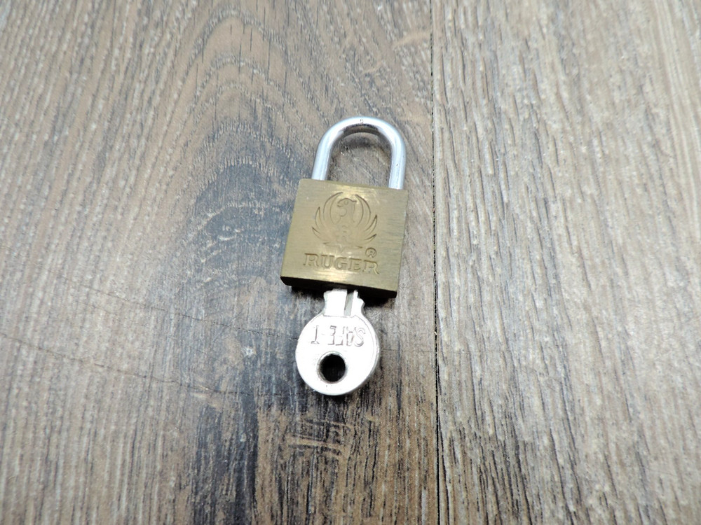 Ruger Embossed Brass Lock w/Key 0.75"x1.25"