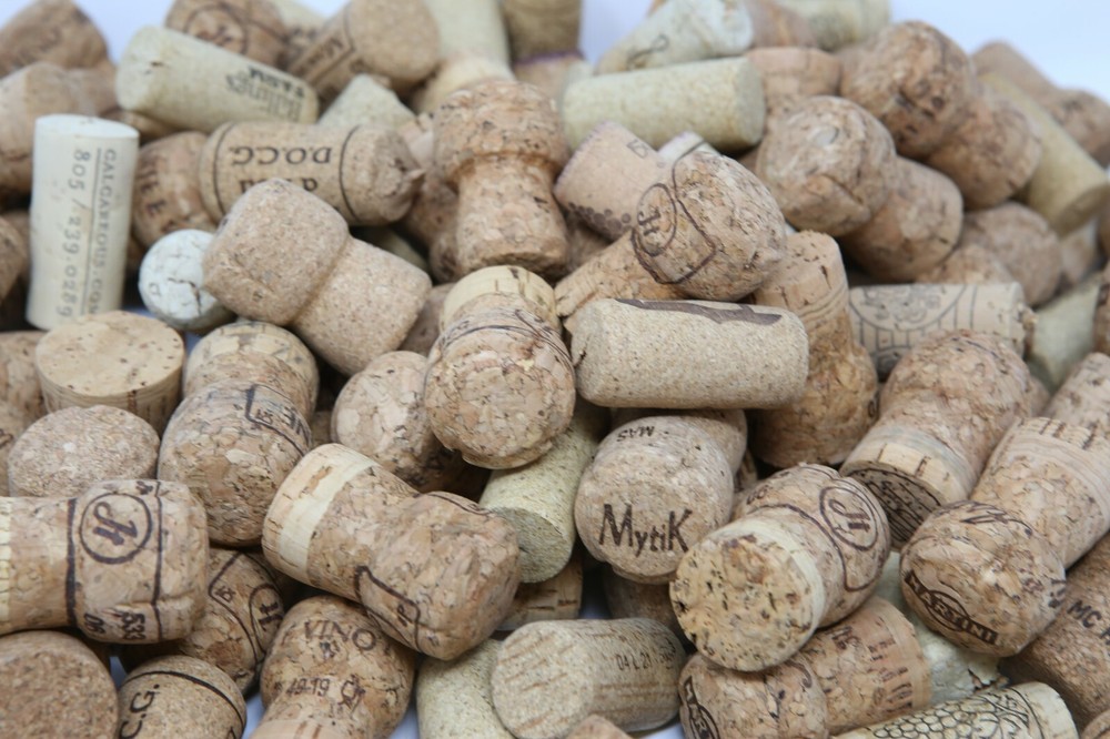 Wine Corks Non-synthetic 133 pc Champagne Mostly