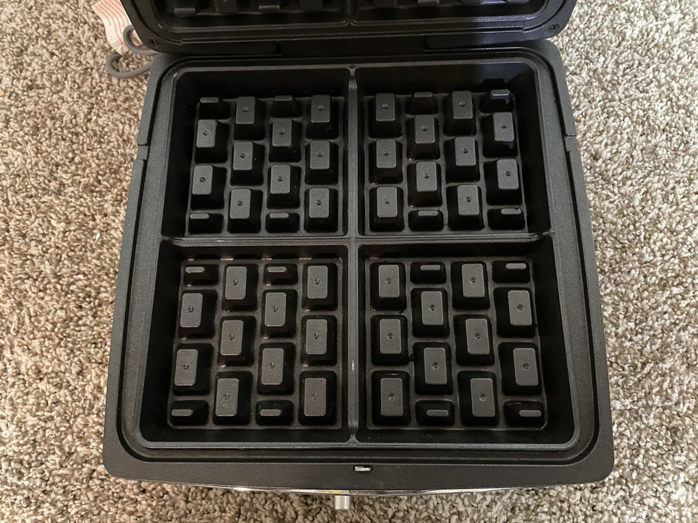 Rare Michael Graves Silver Chrome Waffle Maker – Bricks Pattern Model TSK-2926BW