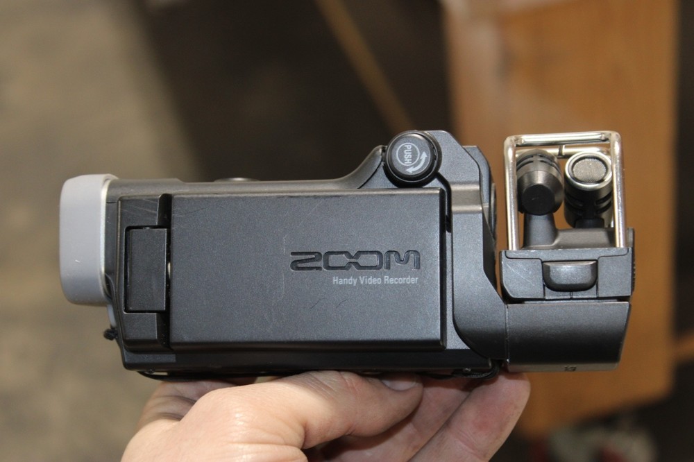 Zoom Q8 Video Recorder-HD Video Camera