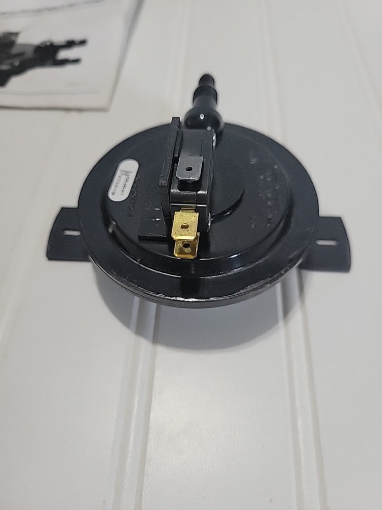 Cleveland Controls RSS-495-011 Air Pressure Sensing Switch Kit