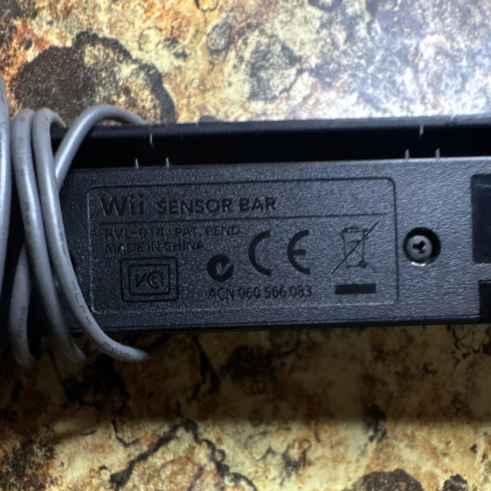 Nintendo Wii Sensor Bar RVL-014 Black Wired for Console