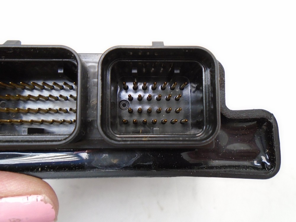 SUZUKI 33920-93J36 ENGINE CONTROL UNIT