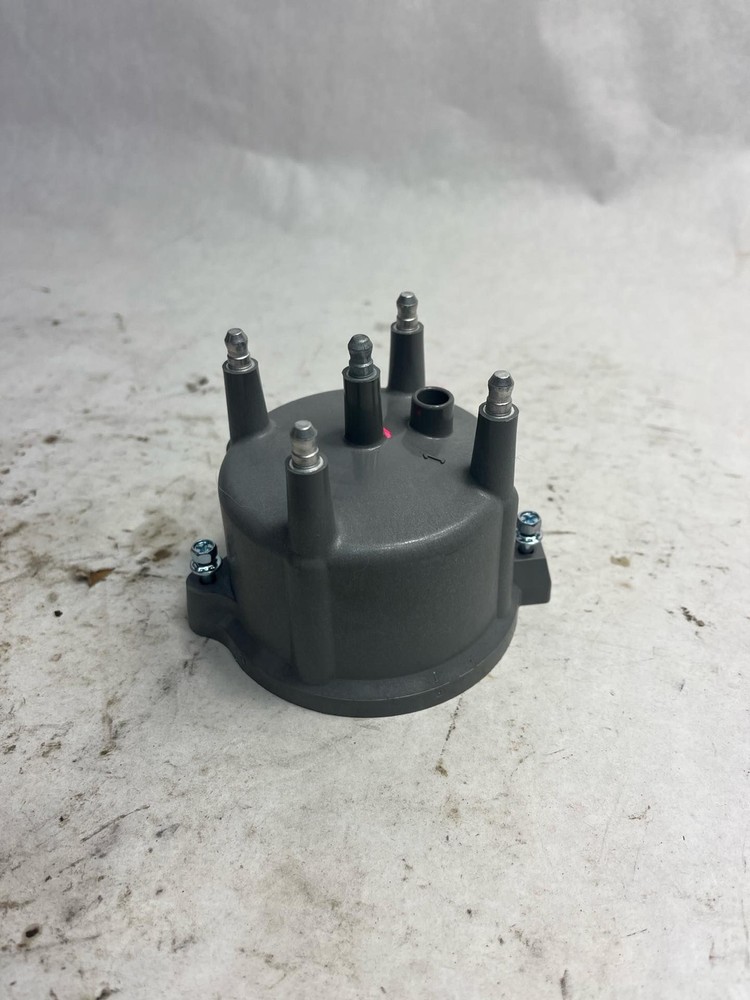 MISC Distributor Cap NOS CARQUEST OEM 24082