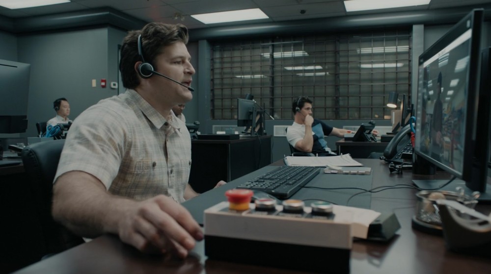 UPLOAD Workload Call Center Buttons S04E02 Original Prop (4110-6037)
