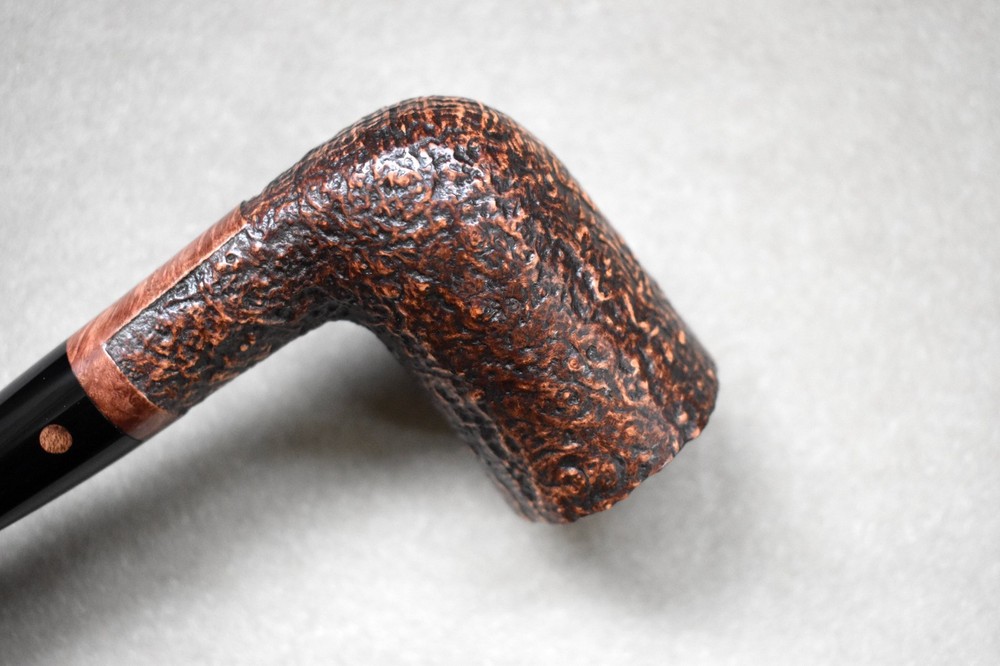 Moretti Pipe Sandblasted Freehand Bird's Eye