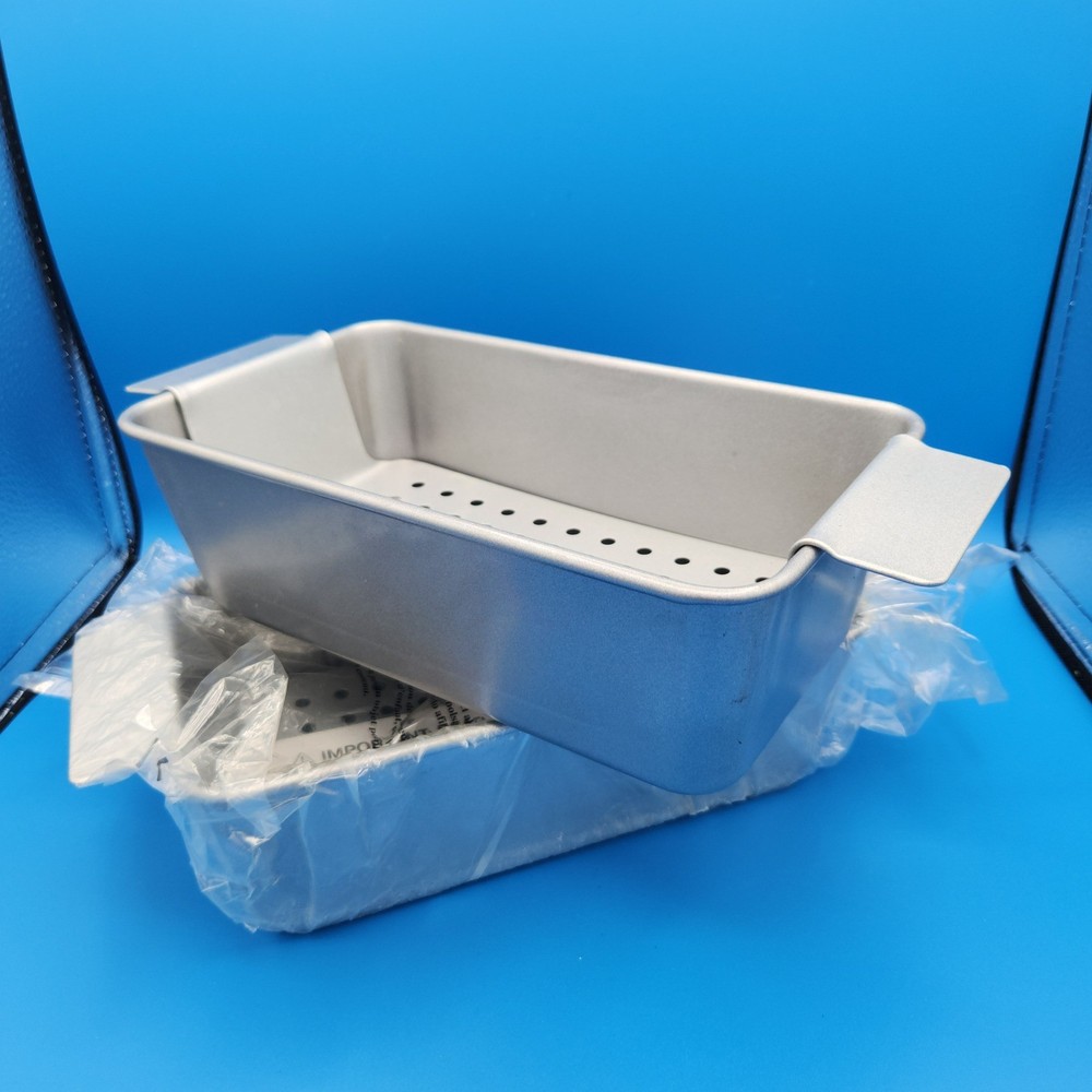 Read Description - One Meatloaf Pan