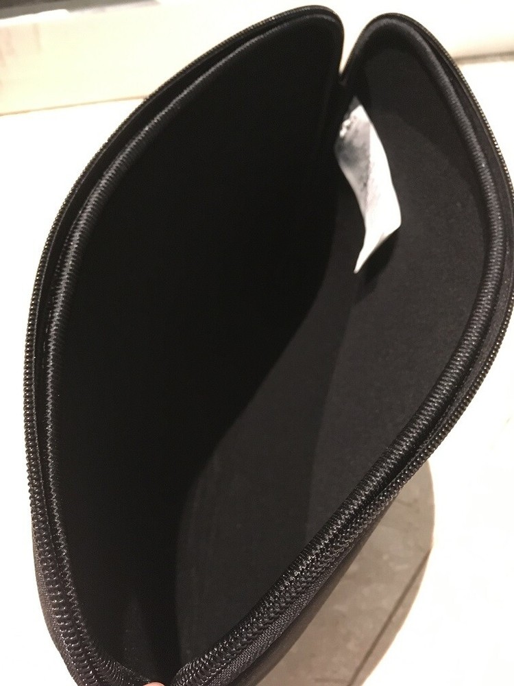 Amazon Basics 13.3 Inch Laptop Tablet Sleeve Case