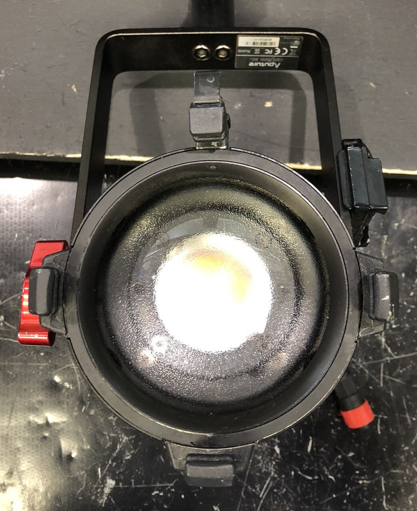 Aputure Light Storm 60d 60W daylight balanced focusing point source lamp