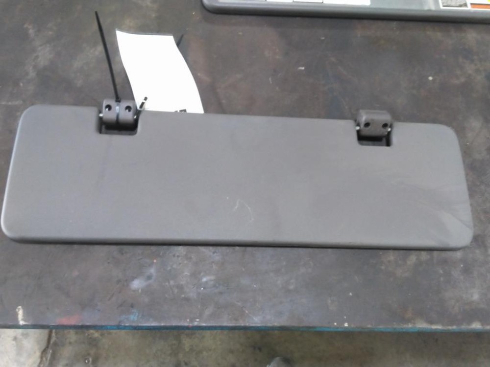 Replaces 2016 VOLVO VNL INTERIOR SUN VISOR ,  MD