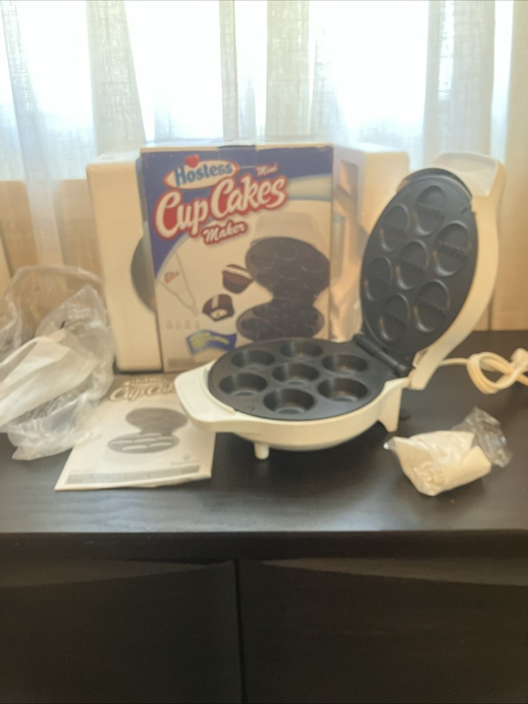 NIB Hostess Cup Cakes Maker Non Stick Baking Iron