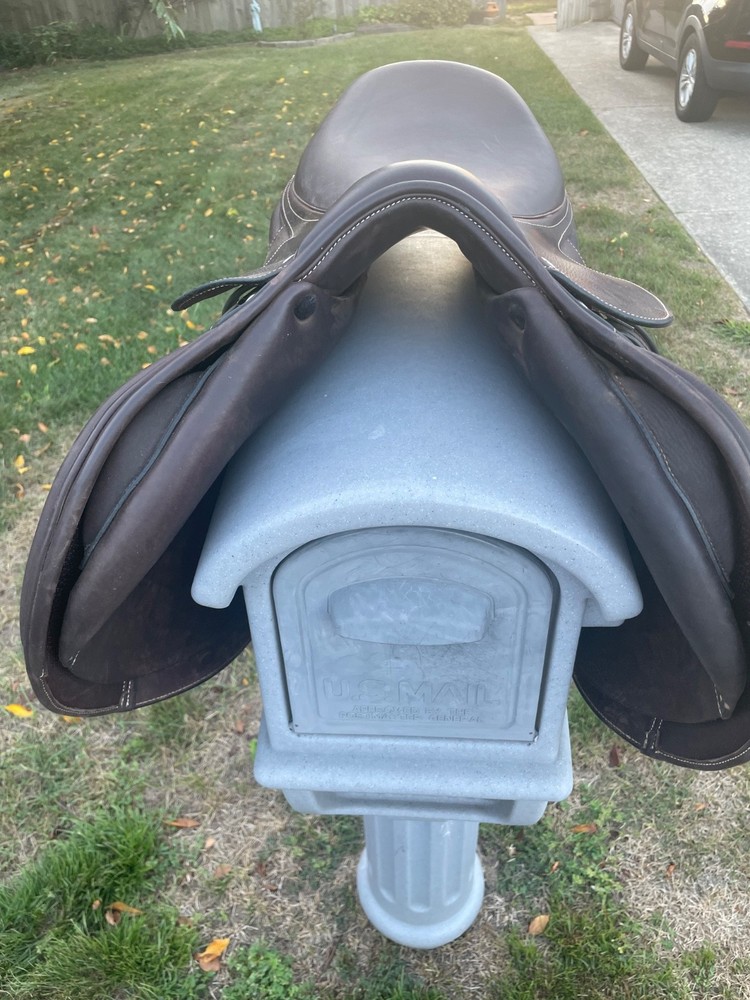 18 in Dover special eq saddle