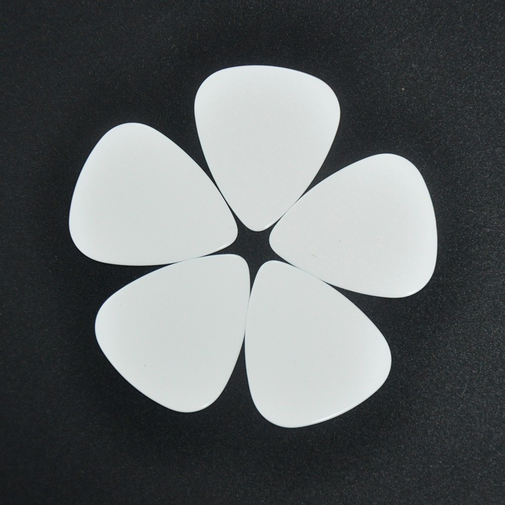 100pcs Medium 0.71mm 351 Shape Guitar Picks Plectrums Celluloid Solid White
