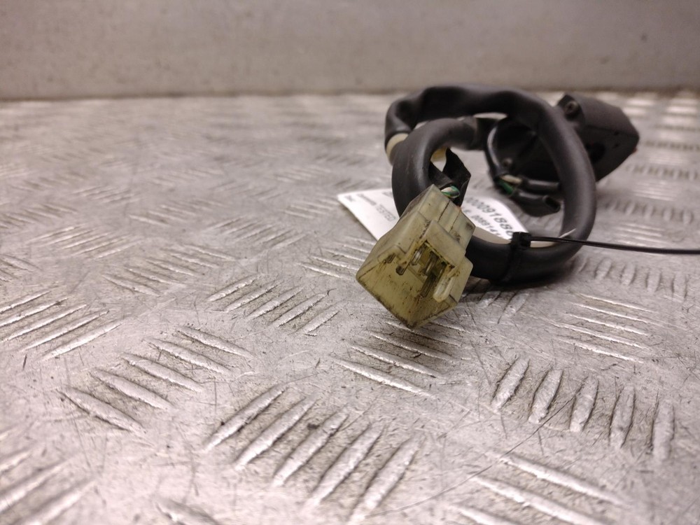 2004 HONDA CBR 1000 RR-4 fireblade Right Hand Switch Gear