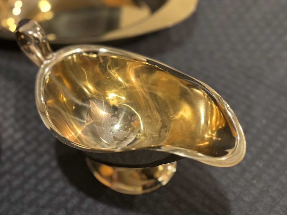 Dirilyte Golden two trays and creamer