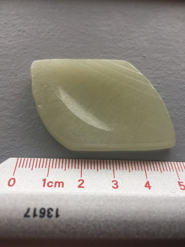 Healing Worry Stone Cream Light Color