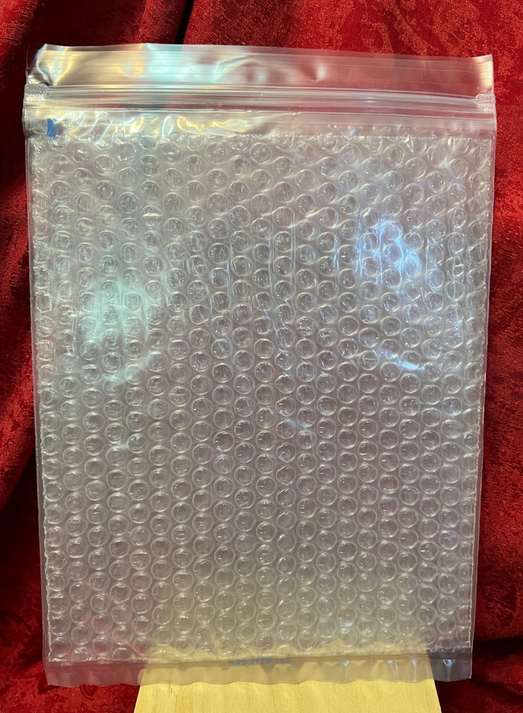 8" x 10" Clear Bubble In, Double Bag, Zip-Top Mail Protective Envelopes (USED)