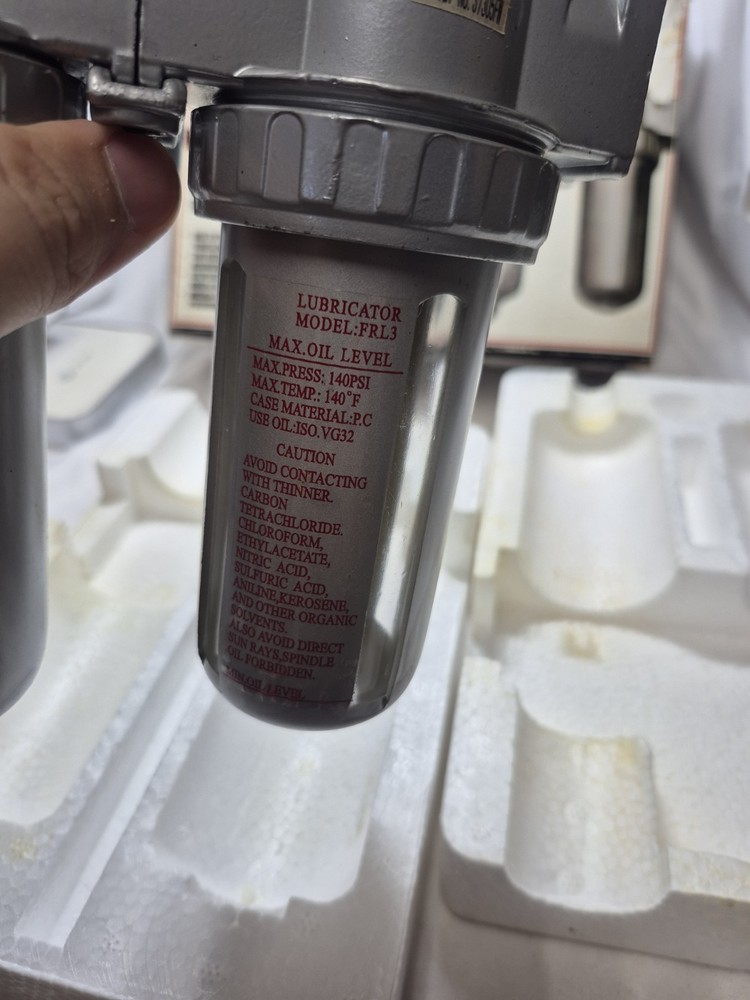 Mid Flow Air Moisture Filter Regulator Oiler Separator Lubricator Combo