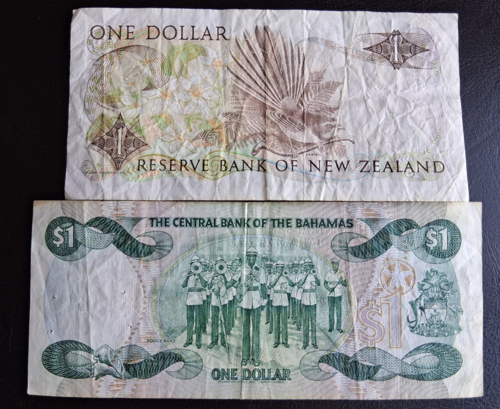 TWO DOLLAR BILLS Queen Elizabeth 1974