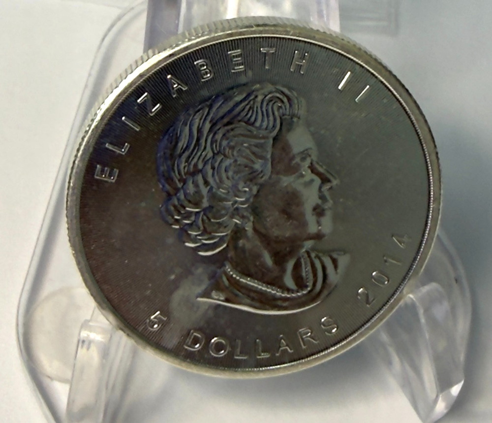 1 oz 9999 Fine Silver - 2014 Canada $5 Maple Leaf