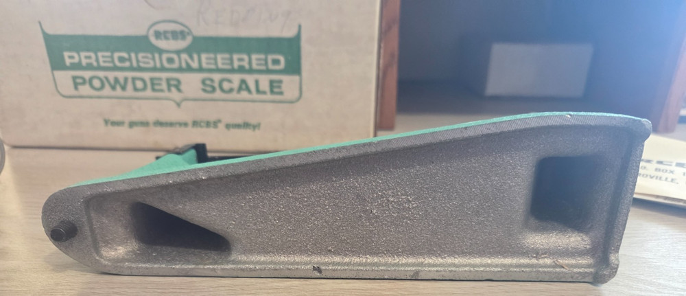 Vintage RCBS Reloading Powder Scale 09060