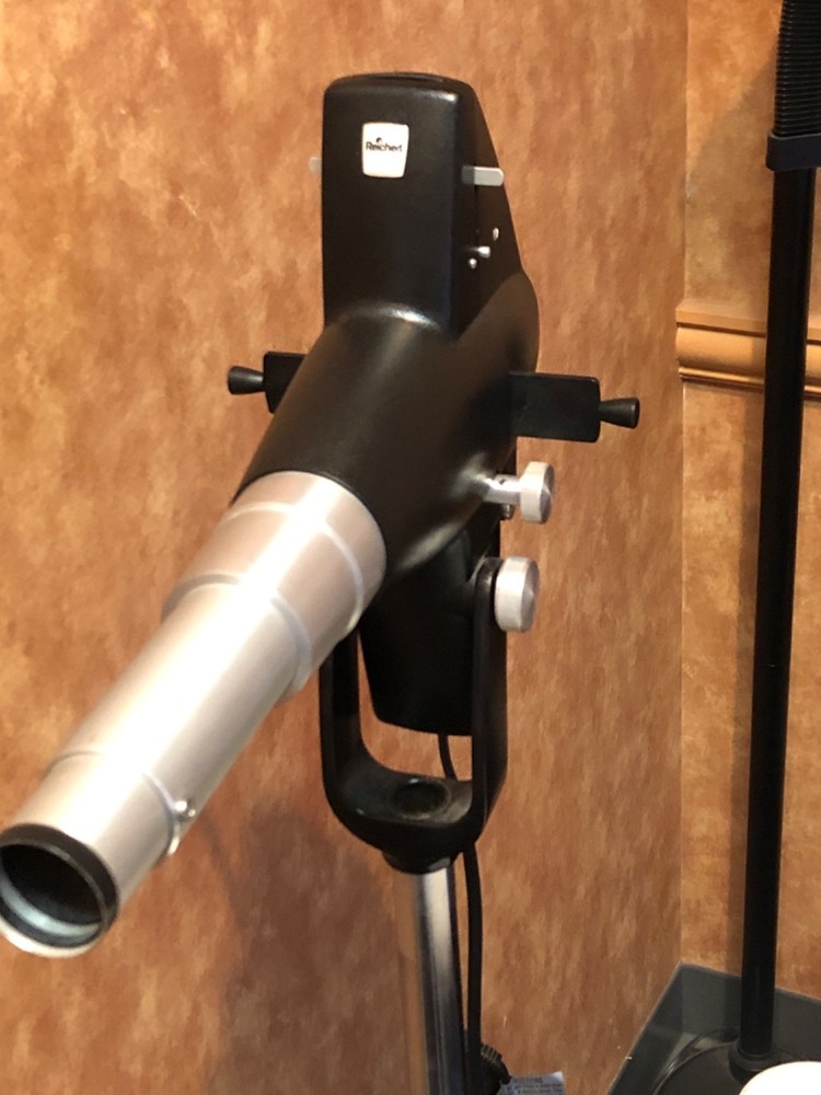 Reichert Chart Projector with stand
