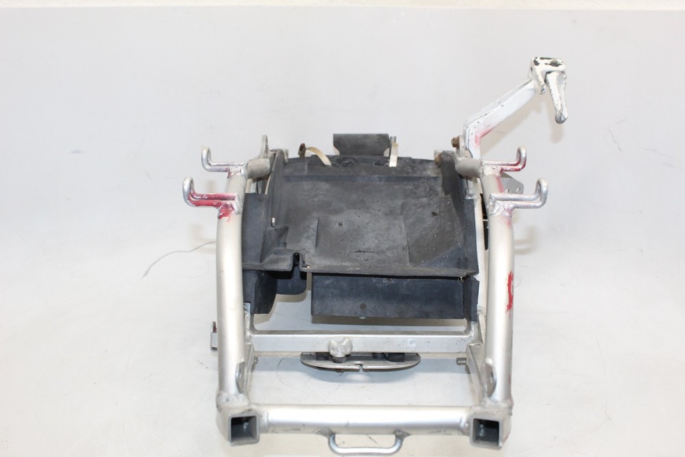 97-00 2000 Suzuki GSXR600 REAR SUBFRAME BACK SUB FRAME