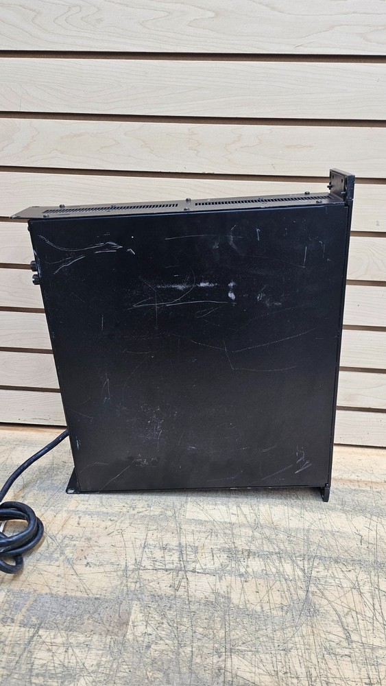 Crown 800 CSL Professional Audio Amplifier