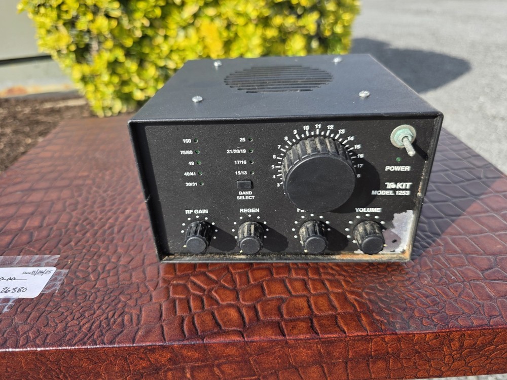 TEN-TEC MODEL 1253 SHORTWAVE RECEIVER