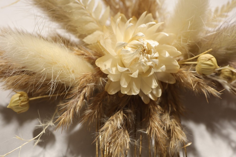 Dried Flower Hair Comb