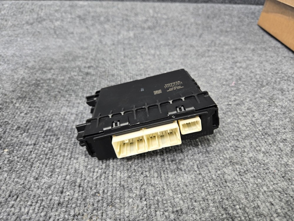 Amplifier Amp Control Module Assembly Lexus 2021 Is300 Is350 oem